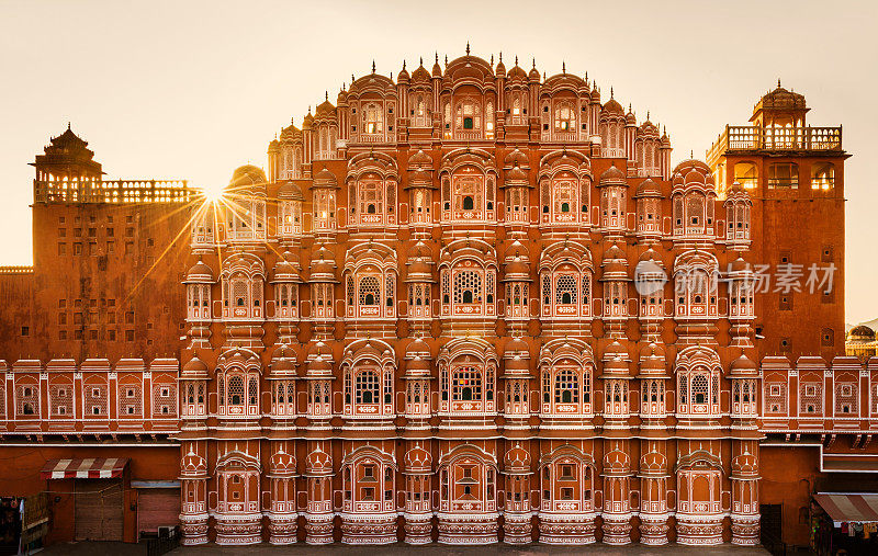 印度斋浦尔的Hawa Mahal(风之宫)